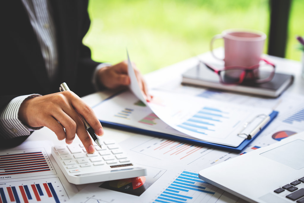 How Much Do Property Managers Charge? 33 Realty